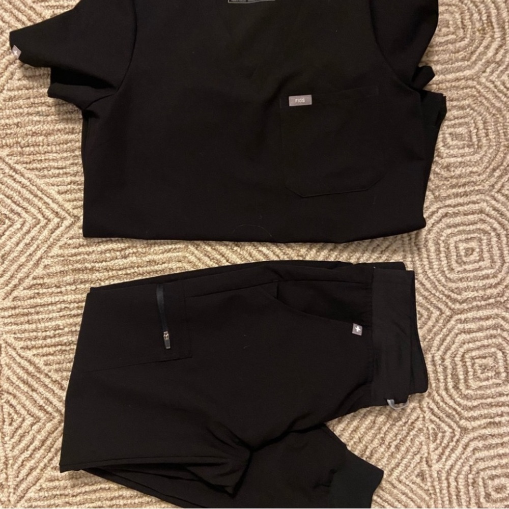 Figs scrubs